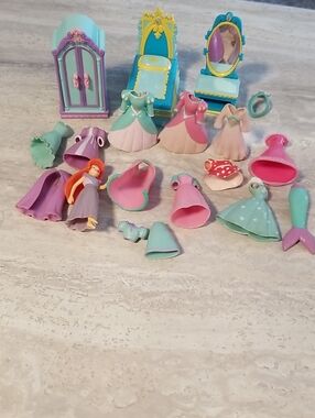 Disney Polly pocket Lot  As Is